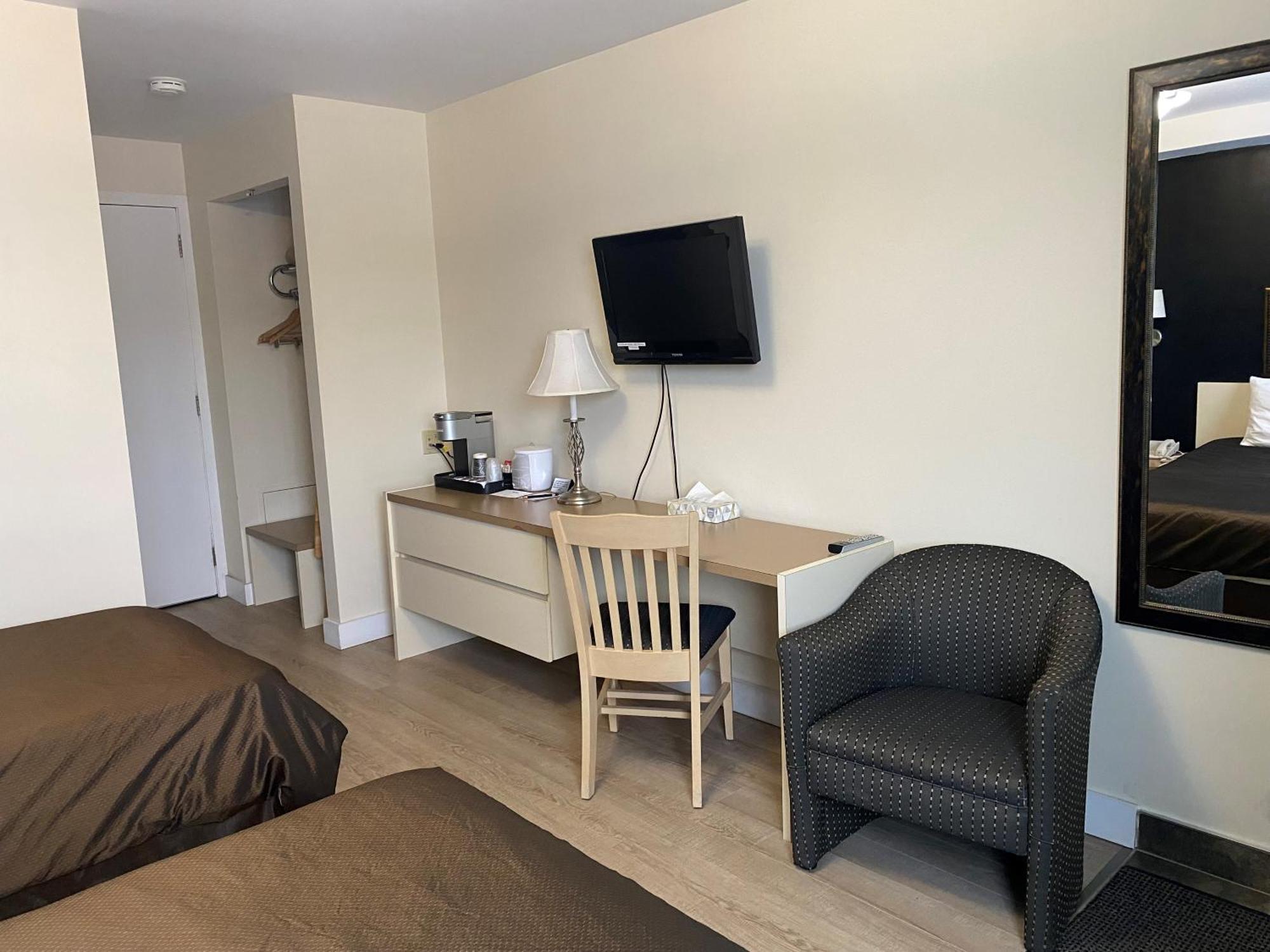 Hôtel Centre-Ville Montmagny Extérieur photo