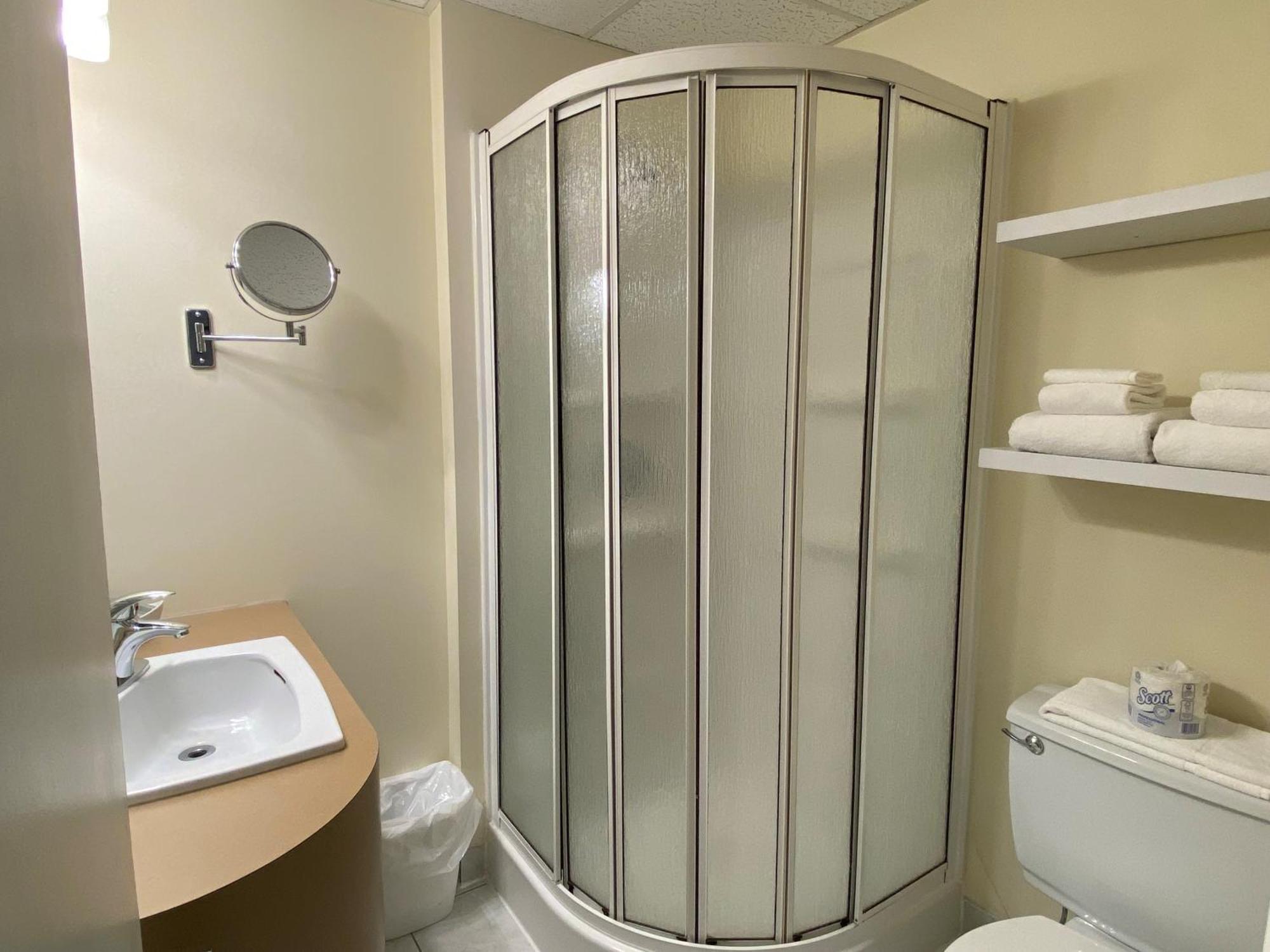 Hôtel Centre-Ville Montmagny Extérieur photo
